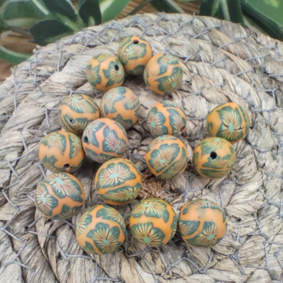 Jewelry Making Clay Beads 10 mm Green And Orange Set Of 20 Beads - Picture 1 of 6